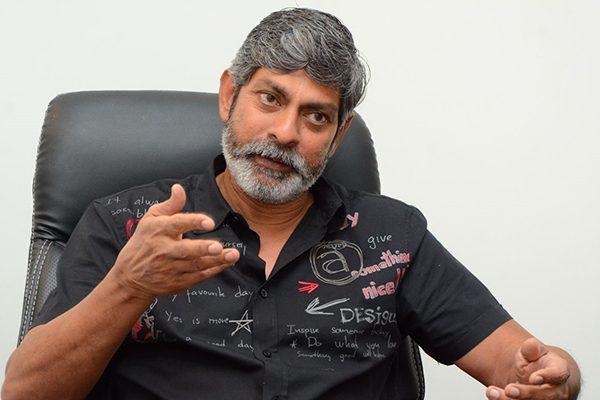 Jagapathi babu responds on nandi awards controversy!