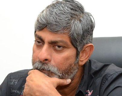 Jagapati Babu Slap on Nandi Awards Controversy