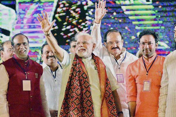 Modi Style Welcome for Modi by TS BJP