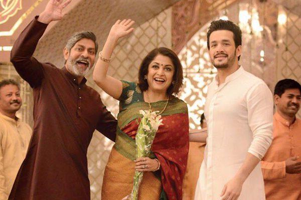Nagarjuna Amala Samantha cameo in Akhil Hello Movie