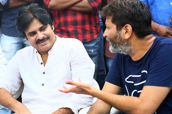 Pawan Kalyan -Trivikram Srinivas - PSPK25 - Baitikochi Chuste 