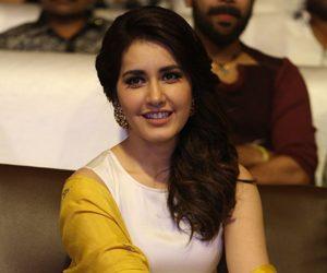 Raashi Khanna at Balakrishnudu Audio Launch Photos