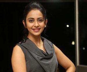 Rakul Preet Singh At Khakee Press Meet Photos