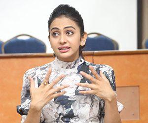 Rakul Preeth Singh Latest Stills