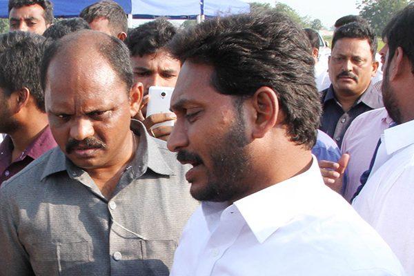 Social viral photo on ys Jagan