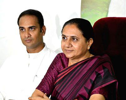 Uma Madhava Reddy into TRS?