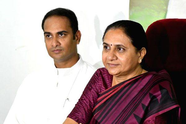 Uma Madhava Reddy into TRS?