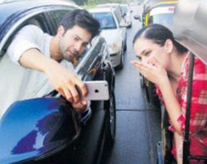 Varun Dhawan Traffic selfie Controversy