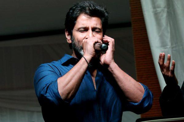 Vikram Made His Daughter Akshita Reception Special for Fans