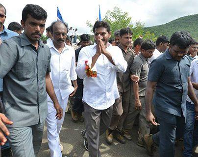 YS Jagan Praja Sankalpa Yatra Day 2