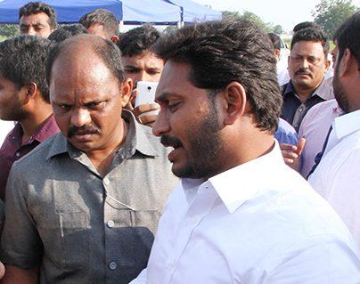 Social viral photo on ys Jagan