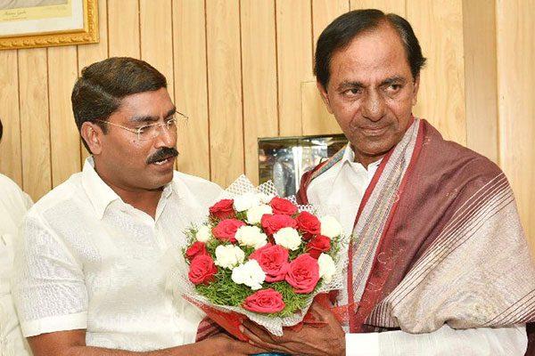 alampur mla sampath kumar joining trs