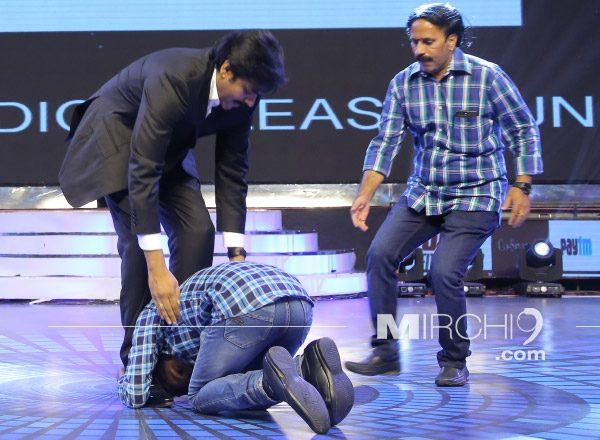 Fan Falls On Pawan Kalyan Feet