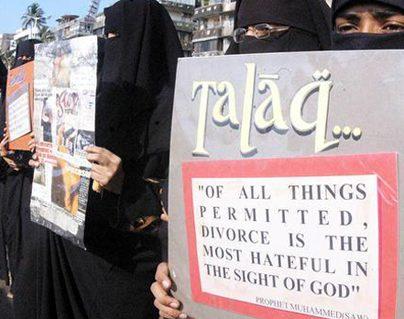 Lok-Sabha-passes-Bill-that-criminalises--triple-talaq