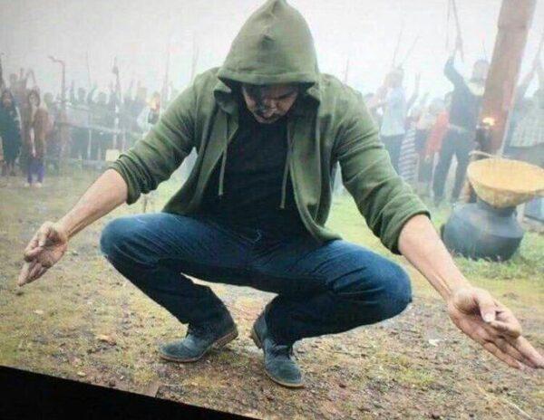 Pawan-Kalyan-Agnyaathavaasi-Latest-Stills