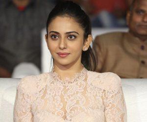 Rakul-Preet-Singh-at-Malli-Raava-Audio-Launch-Photos