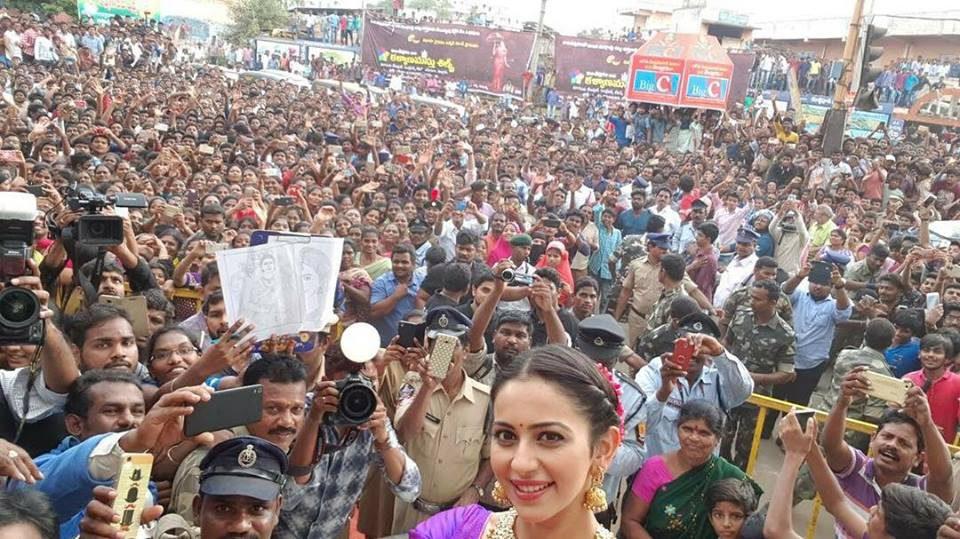 Rakul Preet Singh south india shopping mall