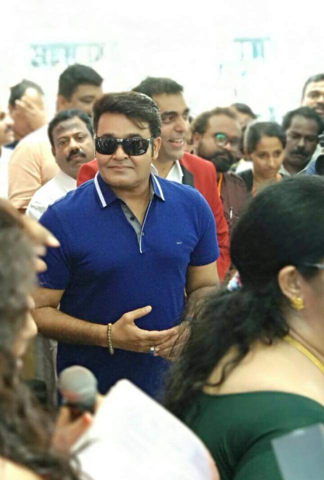 Pic Talk: Slimmed Down Superstar Mohanlal