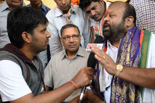 Telangana-Congress-To-Lose-A-Mass-Leader-Mukesh-Goud