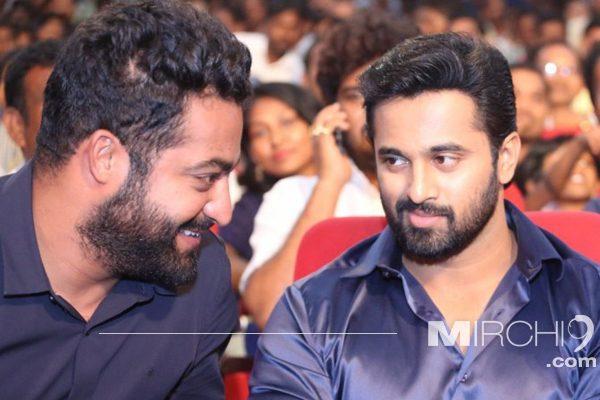 Unni-Mukundan-Files-a-Case-of-Extortion
