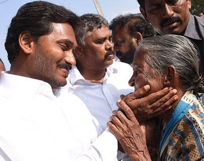 funny incidents in Jagan Padayatra