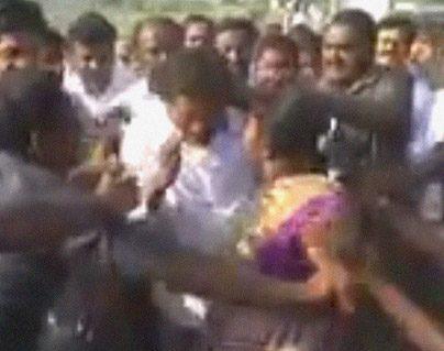jagan-lady-fan-jumps-on-him
