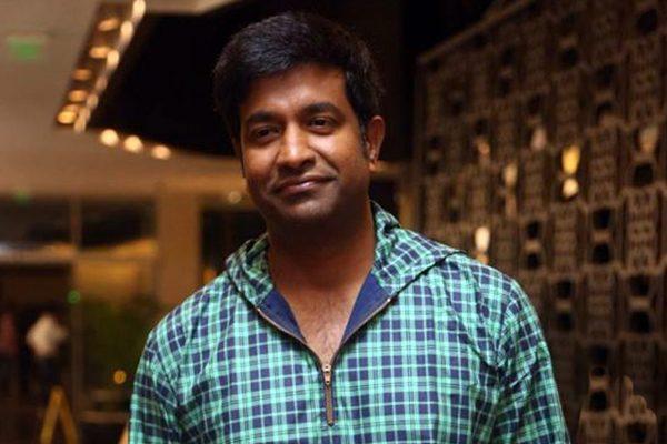 vennela-kishore-manikonda-roads-ktr-twitter