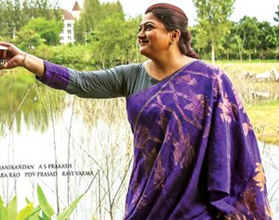 Agnyaathavaasi - Big Opportunity & Big Disappointment for Kushboo