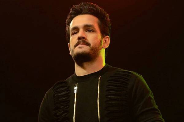 Akhil Akkineni Frustrating Fans Again