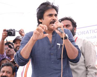 Bus-or-on-Foot-Pawan-Kalyan-Awareness-Yatra