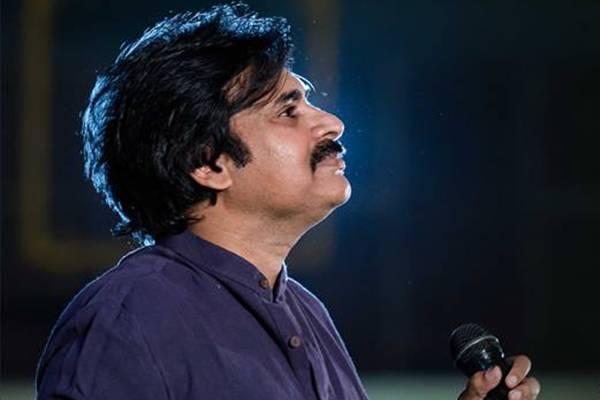 Forget Public, Pawan Kalyan Confuses Own Fans