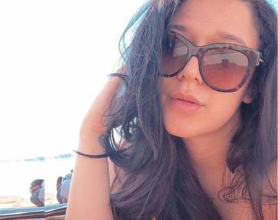 Jackie-Shroff-Daughter-Krishna-Shroff-Hot-Show