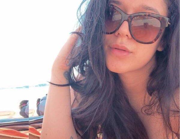 Jackie-Shroff-Daughter-Krishna-Shroff-Hot-Show