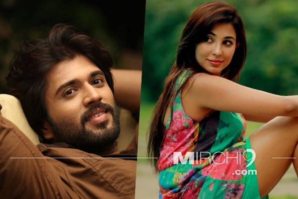 Parvatii-Nair--Aruvi-&-Then-Rejected-Arjun-Reddy!