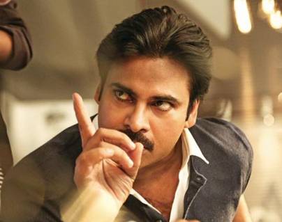 Pawan Kalyan Fan Dies - Agnyaathavaasi