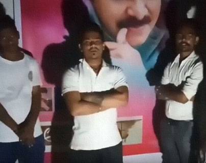 Pawan Kalyan Fans Severely Beating Pawan Kalyan Fan Video