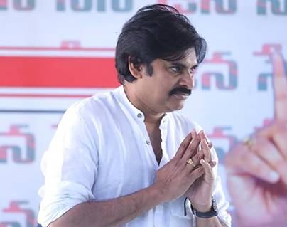 Pawan Kalyan Lacks Support from Tollywood?