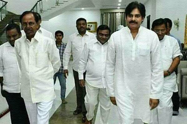 Pawan Kalyan prasied KCR 24 hours power for farmers scheme