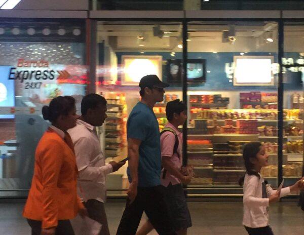 Pic Talk: Mahesh Babu Winds up His Vacation