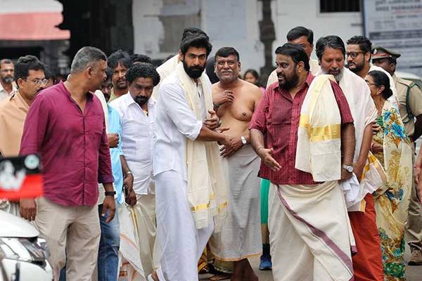 Rana-Daggubati-Prayers-at-Padmanabhaswamy-Temple
