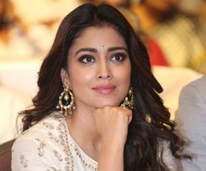 Shriya-Saran,-Anasuya-at-Gayathri-Movie-Audio-Launch-Photos