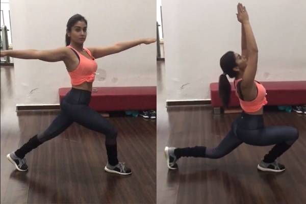 Shriya-Saran-Yoga
