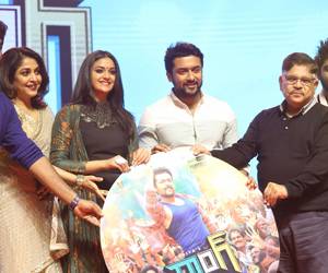 Suriya,-Keerthy-Suresh-at-Gang-Pre-Release-Event-Photos