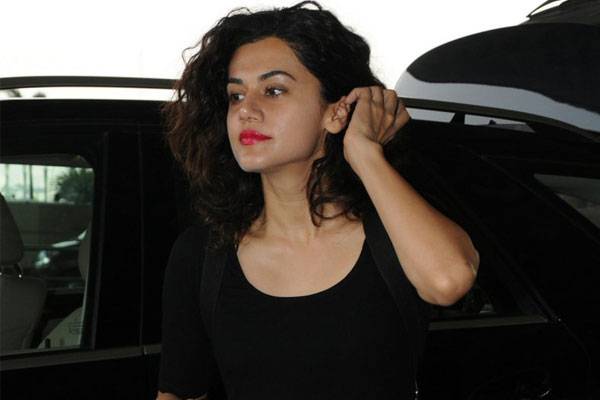 Taapsee Pannu Iron Leg comment
