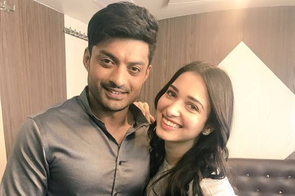 Tamannaah-Bhatia-Injured-Herself-Practicing-for-Kalyan-Ram
