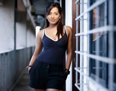 Actress-Meghna-Naidu-Files-Complaint-About-Her-Undergarments--Theft