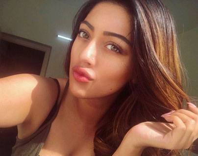 Anu-Emmanuel--Latest--Selfie