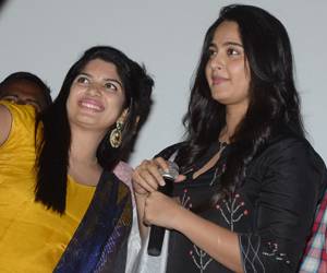 Anushka-Shetty-at-Bhaagamathie-Success-Tour-Photos