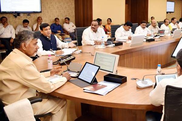 Chandrababbu naidu suggest tdp leaders not to talk budget 2018