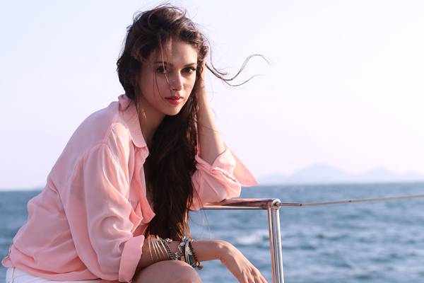 Classy-Title-'Sammohanam'-For-Aditi-Rao-Hydari-Debut